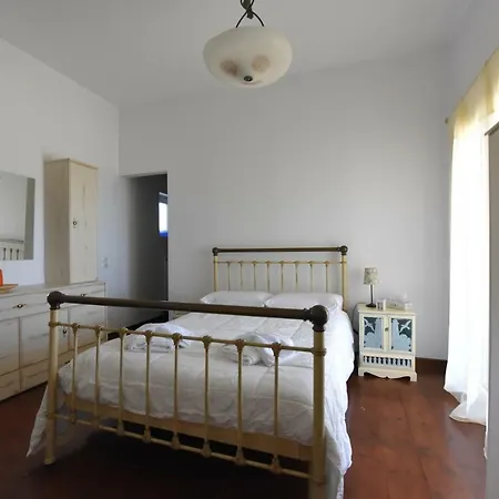 Traditional House With Fantastic Sea View!!!!! Casa de Férias Liaropa
